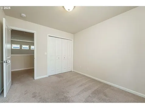 11105 NE 121st Court Vancouver WA 98682