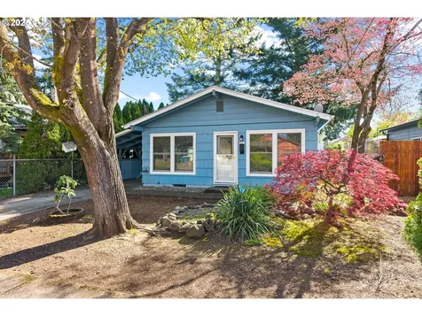 5518 SE 63rd Avenue Portland OR 97206