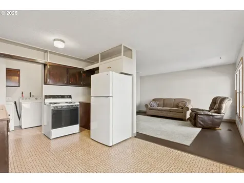 5518 SE 63rd Avenue Portland OR 97206