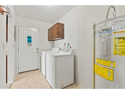 5518 SE 63rd Avenue Portland OR 97206