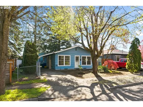 5518 SE 63rd Avenue Portland OR 97206