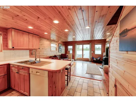 13022 NW Marina Way Portland OR 97231