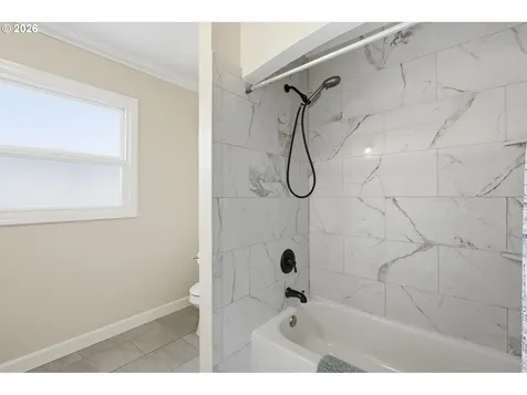 18505 NE Glisan Street Portland OR 97230