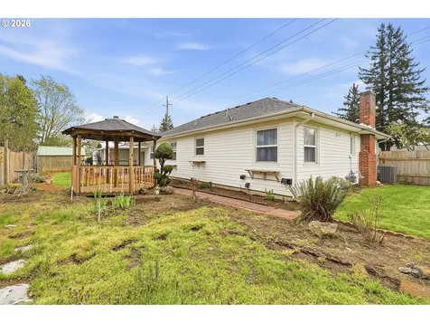 18505 NE Glisan Street Portland OR 97230