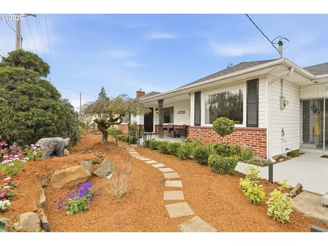 18505 NE Glisan Street Portland OR 97230
