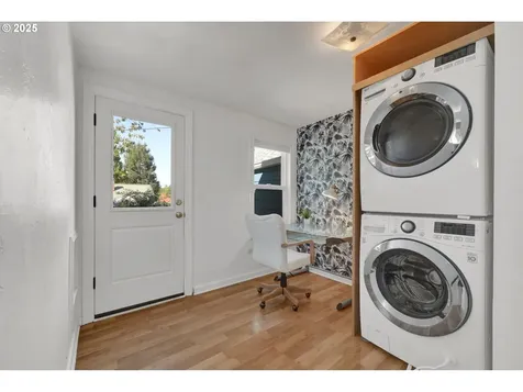 2424 Nixon Street Eugene OR 97403