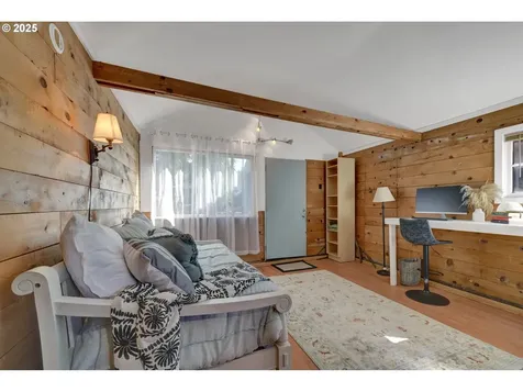 2424 Nixon Street Eugene OR 97403
