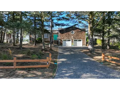 4580 Fairway Avenue Gearhart OR 97138