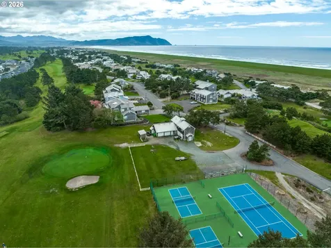 4580 Fairway Avenue Gearhart OR 97138