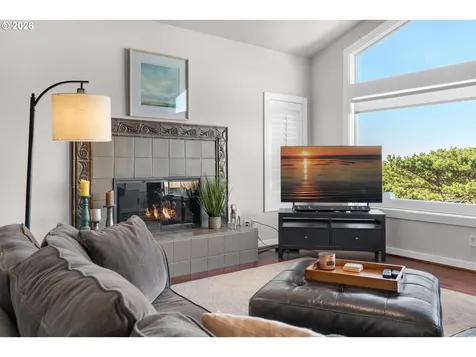 4580 Fairway Avenue Gearhart OR 97138