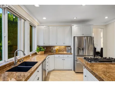 2326 NW Douglas Street Camas WA 98607