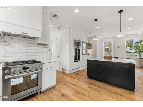 4930 SW Coast Avenue Lincoln City OR 97367