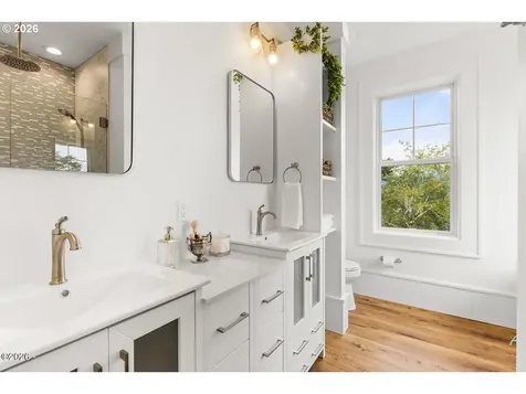 4930 SW Coast Avenue Lincoln City OR 97367