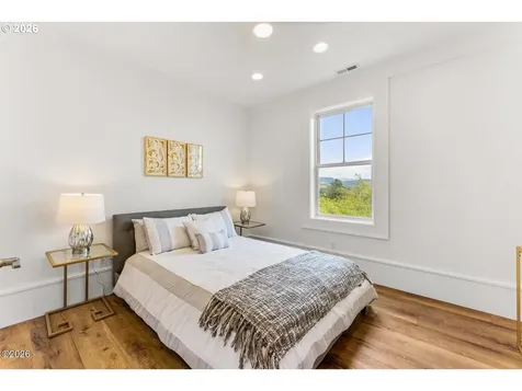 4930 SW Coast Avenue Lincoln City OR 97367