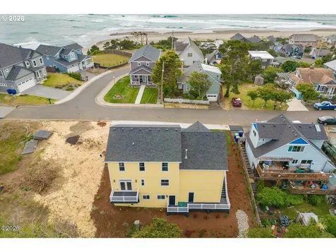 4930 SW Coast Avenue Lincoln City OR 97367