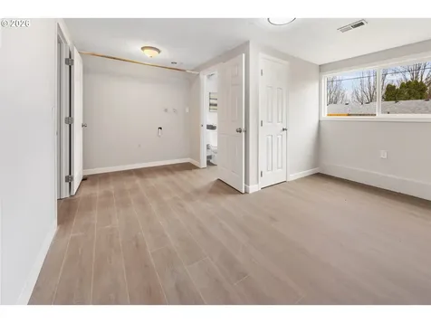 3911 N Attu Street Portland OR 97217