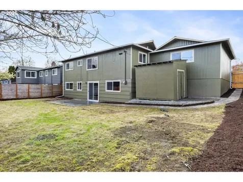 3911 N Attu Street Portland OR 97217