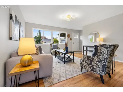 3911 N Attu Street Portland OR 97217