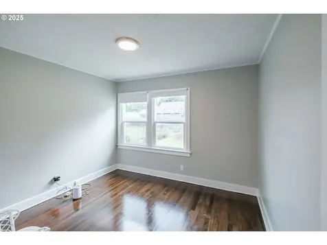 1180 16th Street NE Salem OR 97301