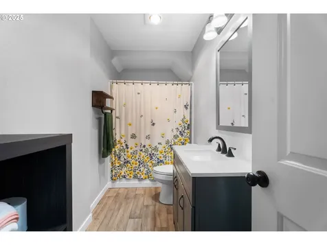 463 K Street Washougal WA 98671