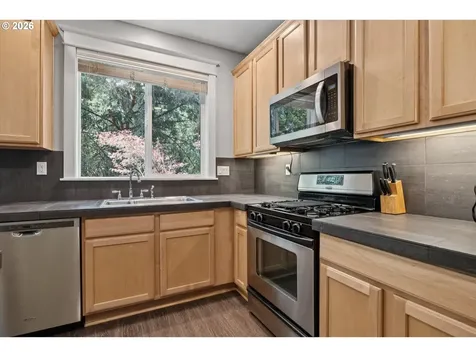 3441 SE Pinewood Avenue Hillsboro OR 97123