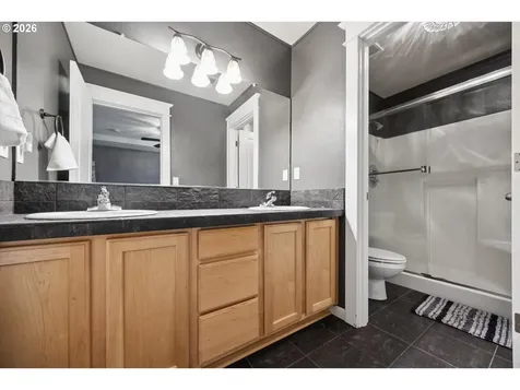 3441 SE Pinewood Avenue Hillsboro OR 97123