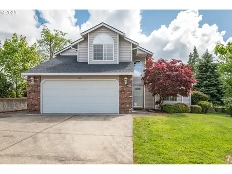 802 Edinburgh Court Kelso WA 98626
