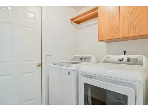 802 Edinburgh Court Kelso WA 98626