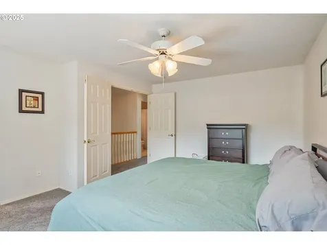 802 Edinburgh Court Kelso WA 98626