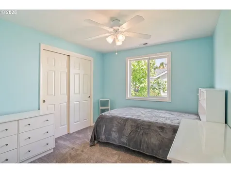 802 Edinburgh Court Kelso WA 98626