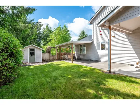 802 Edinburgh Court Kelso WA 98626
