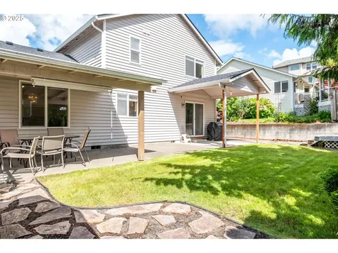 802 Edinburgh Court Kelso WA 98626