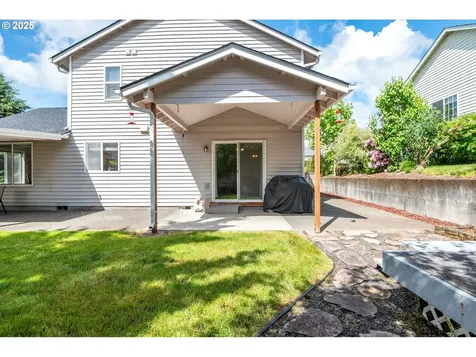 802 Edinburgh Court Kelso WA 98626
