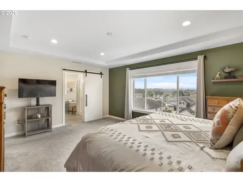 676 E White Oak Avenue La Center WA 98629