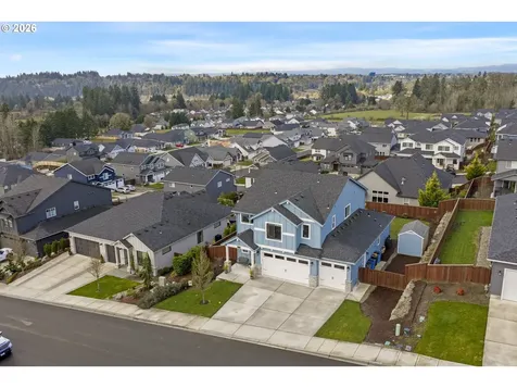 676 E White Oak Avenue La Center WA 98629