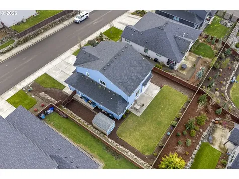 676 E White Oak Avenue La Center WA 98629