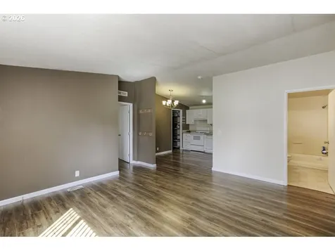 714 N Santiam Highway Gates OR 97346