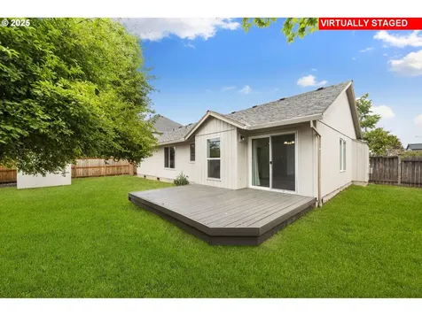 2515 Roanoke Street Woodburn OR 97071