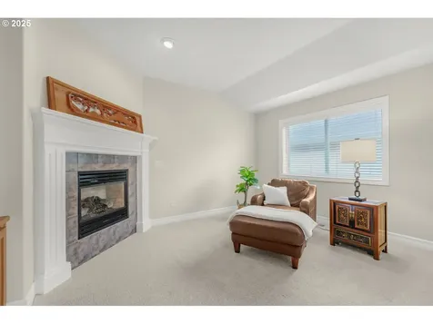 14082 NW Lakeview Drive Portland OR 97229