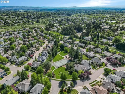 14082 NW Lakeview Drive Portland OR 97229