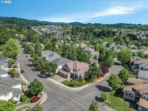 14082 NW Lakeview Drive Portland OR 97229