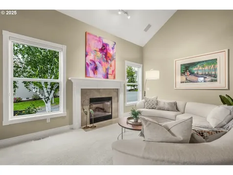 14082 NW Lakeview Drive Portland OR 97229