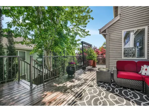 14082 NW Lakeview Drive Portland OR 97229