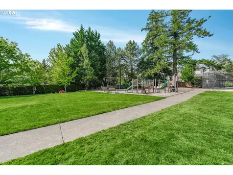 14082 NW Lakeview Drive Portland OR 97229