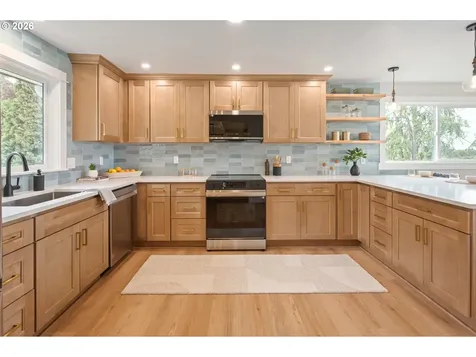 2405 W 22nd Avenue Eugene OR 97405