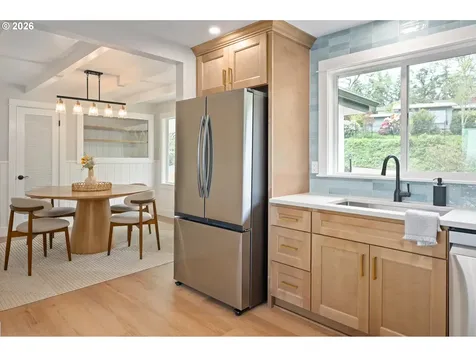 2405 W 22nd Avenue Eugene OR 97405