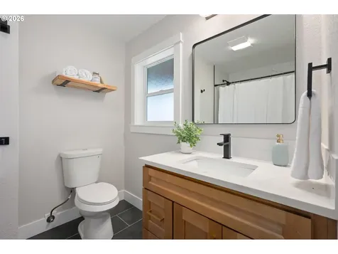 2405 W 22nd Avenue Eugene OR 97405