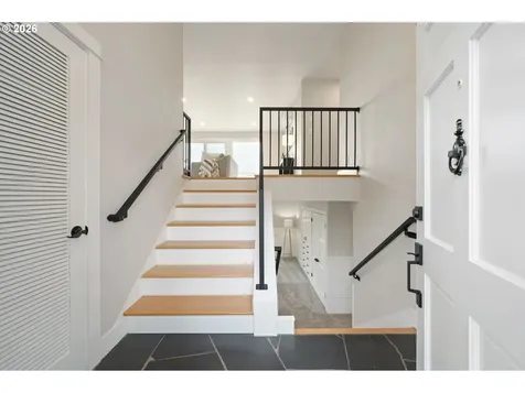 2405 W 22nd Avenue Eugene OR 97405