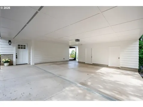 2405 W 22nd Avenue Eugene OR 97405