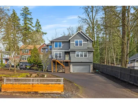 11530 SW 61st Avenue Portland OR 97219